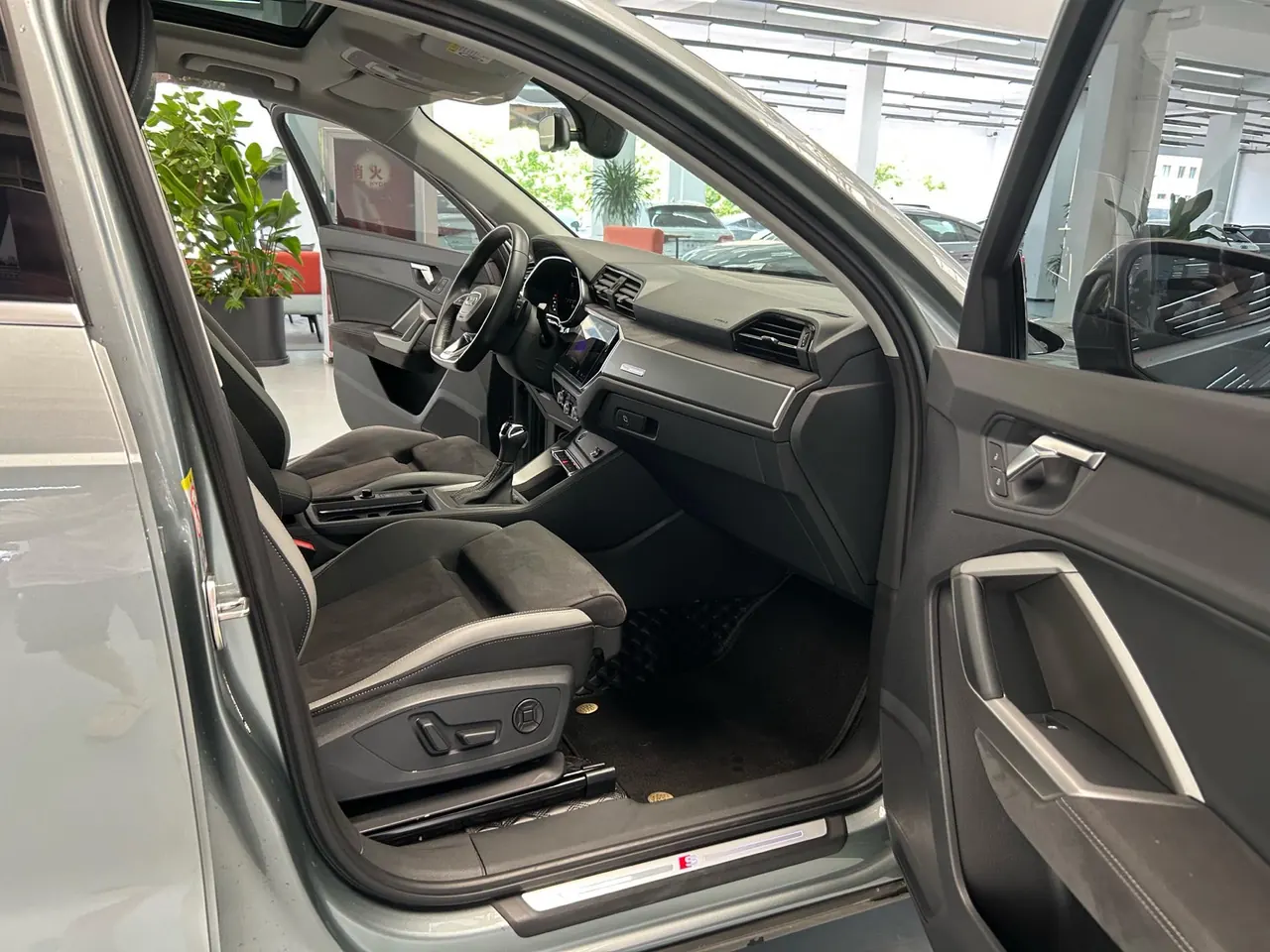 Audi 2023 Q3 1.4TFSI 35TFSI Fashion Dynamic Automatic 5