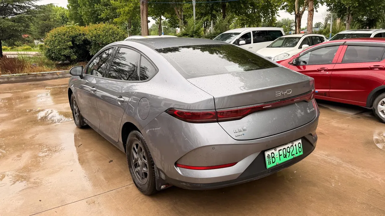 BYD 2025 Qin PLUS DM-i 1.5 stepless smart driving version 128KM aggressive automatic gear 4
