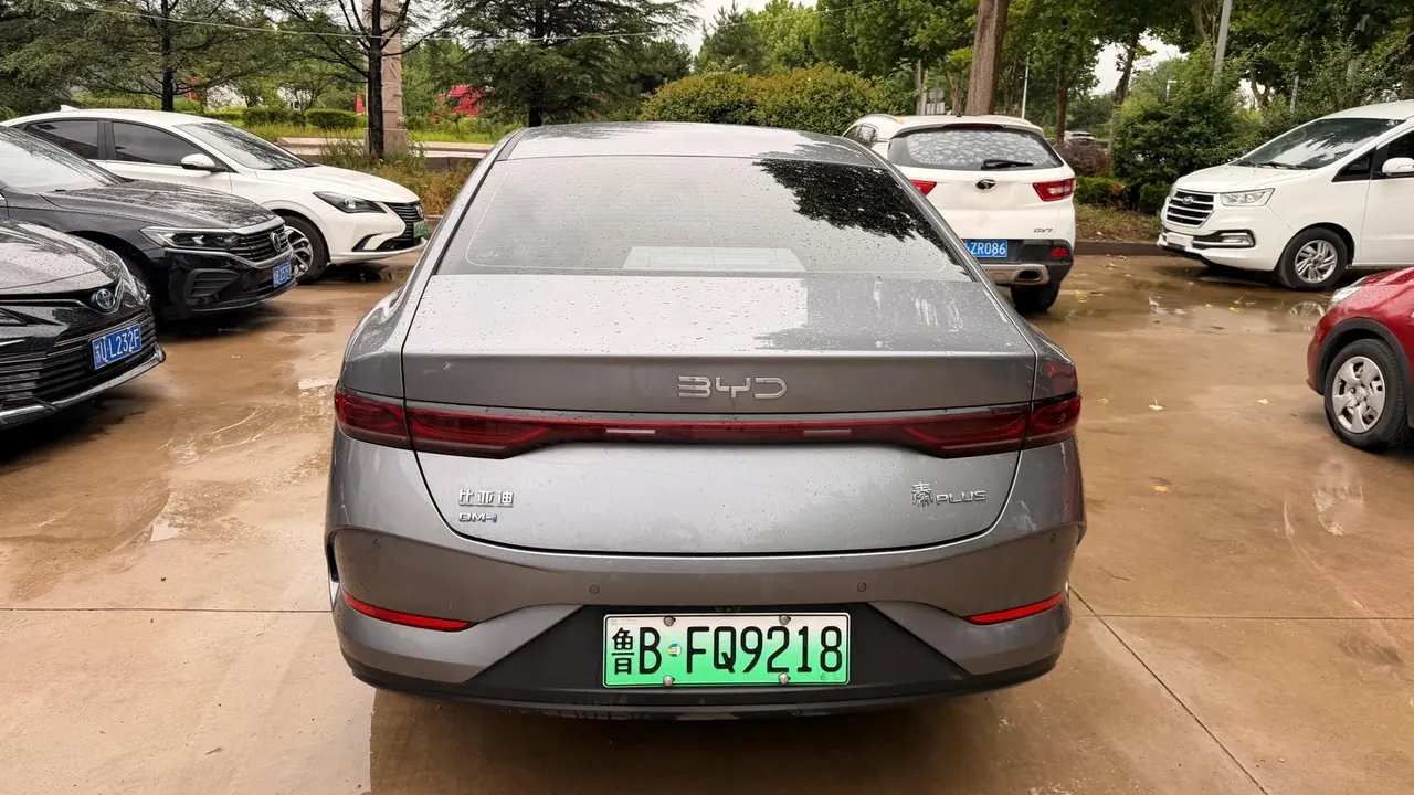 BYD 2025 Qin PLUS DM-i 1.5 stepless smart driving version 128KM aggressive automatic gear 5