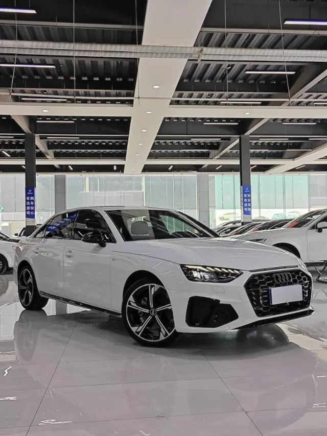 Audi 2024 A4L 2.0TFSI 40TFSI Deluxe Dynamic (Starry Night Edition) Automatic Gear 3