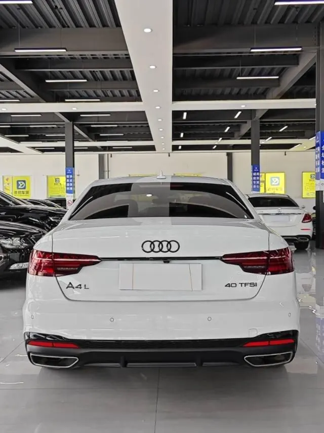 Audi 2024 A4L 2.0TFSI 40TFSI Deluxe Dynamic (Starry Night Edition) Automatic Gear 8