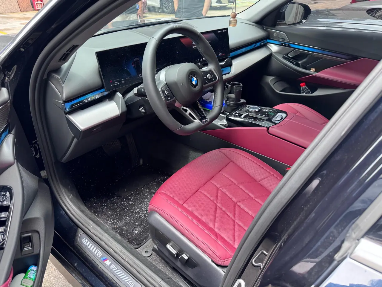 BMW 5 Series 2025 530Li 48V 2.0T Leading M Sports Suit Automatic Gear 3