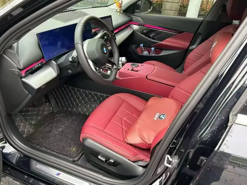 BMW 5 Series 2025 530Li 48V 2.0T Leading M Sports Suit Automatic Gear 3