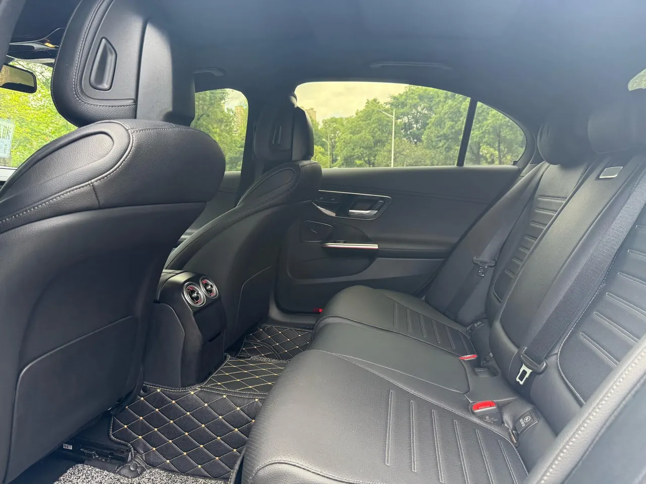 Mercedes Benz Class C 2022 C 260 L 48V 1.5T Sports Edition (Modified) Automatic Gear 8