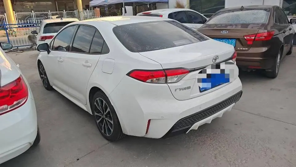 Toyota 2022 Lei Ling 1.2T Stepless 185T Sports Edition Automatic Gear 9