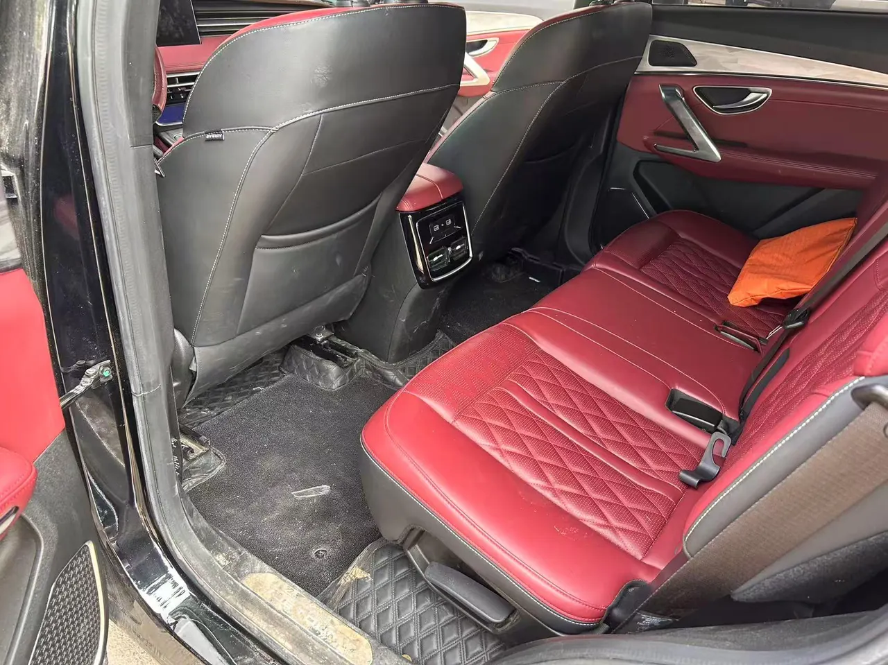 Jetour 2023 X70 PLUS 1.5T Brave 5-seat Manual Gear 6