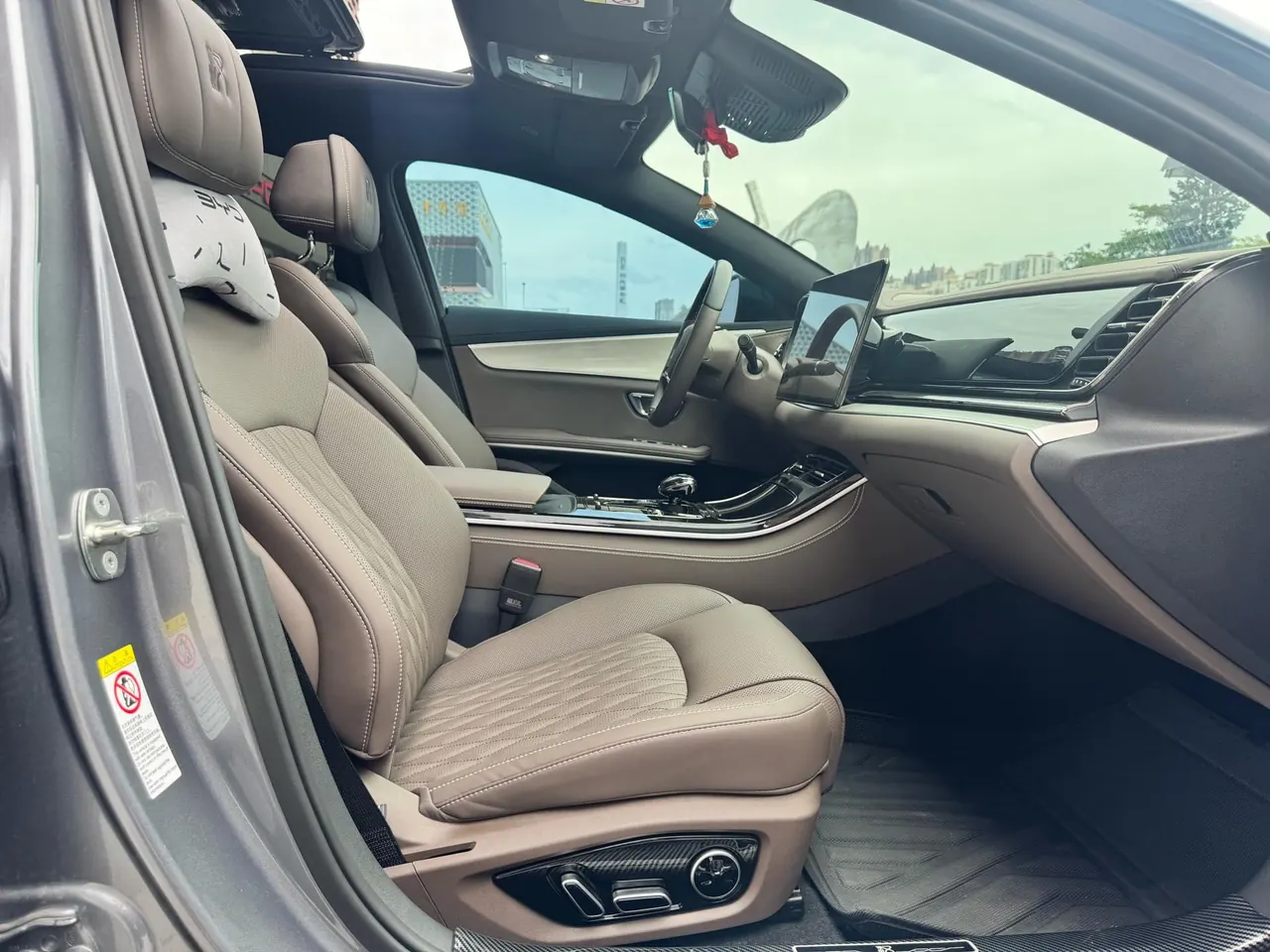 BYD 2025 Han DM-i 1.5T stepless 125KM noble automatic gear 15