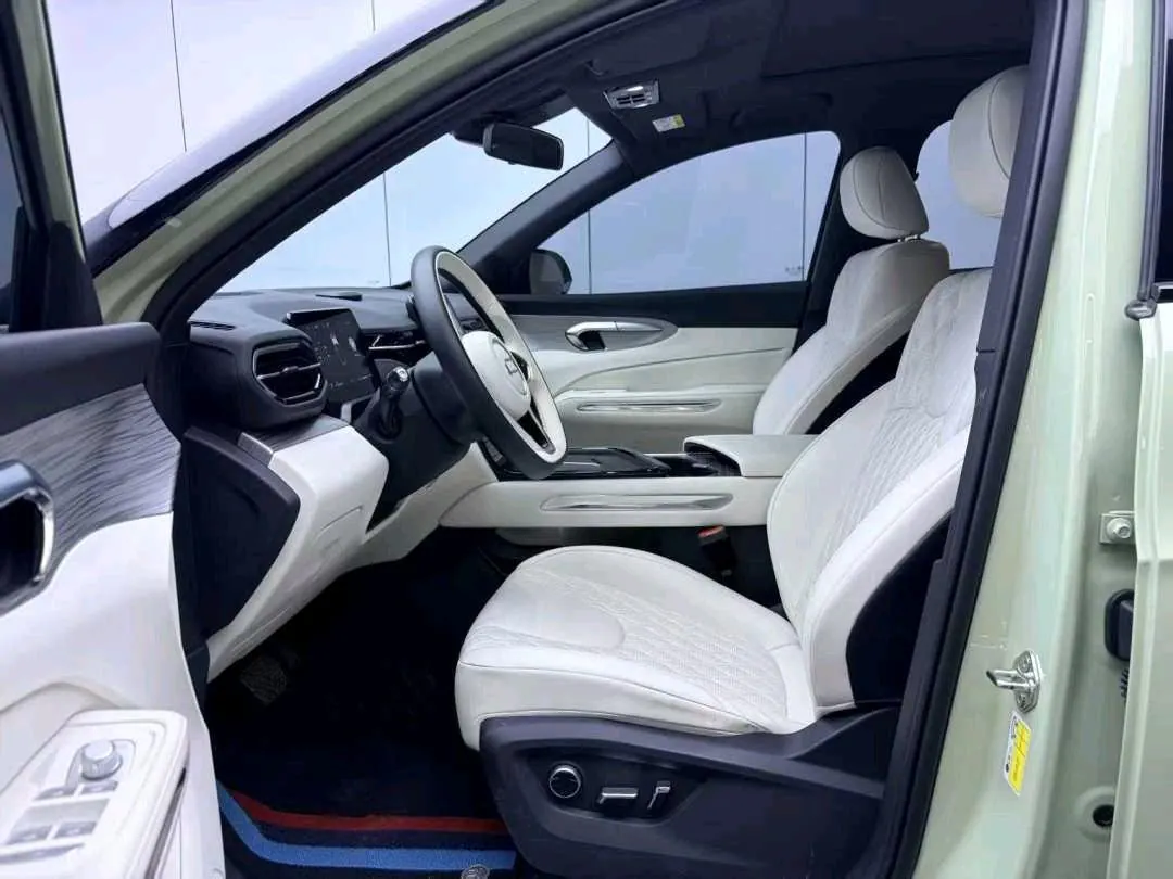 Bestune 2025 yueyi 07 1.5T 210km leisurely version of automatic gear 4