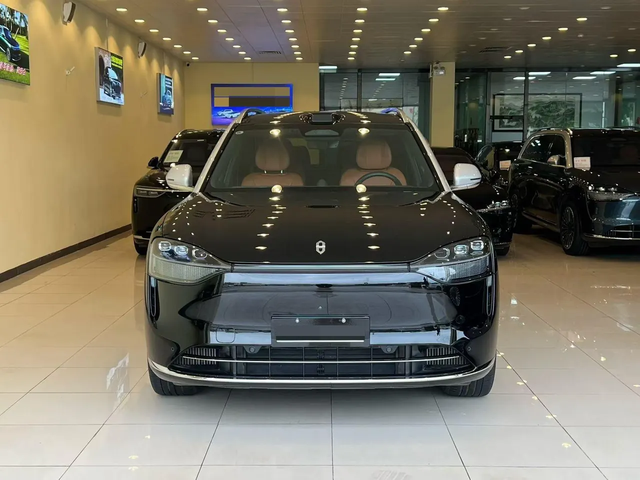 AITO 2024 AITO M9 extended range Ultra 42kWh automatic gear 2