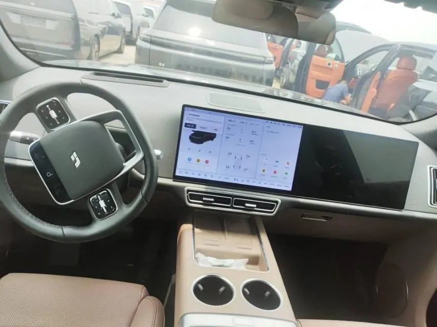 Li 2025 L7 Ultra Smart New Edition Automatic Gear 6