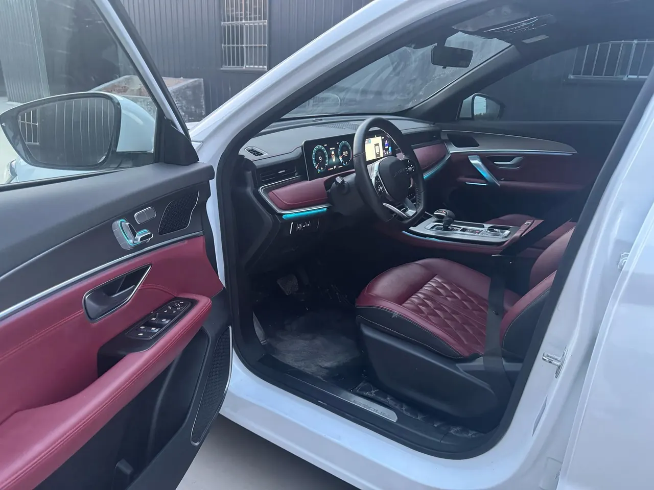Jetour 2024 X70 PLUS 1.5T Champion Edition MAX5 Automatic Gear 5
