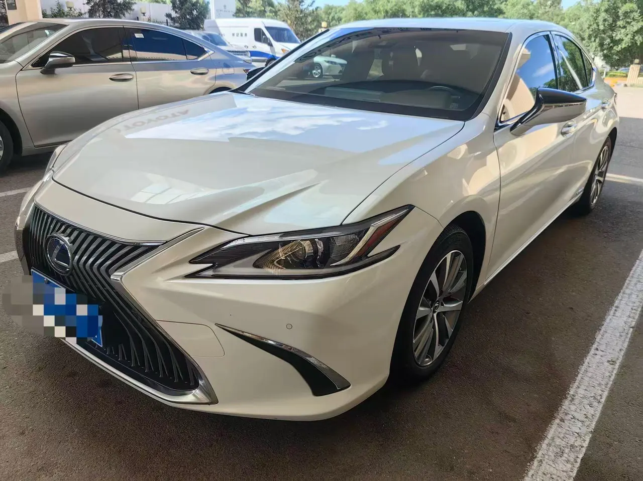 Lexus ES (Imported) 2020 ES300h 2.5 Stepless Excellence Edition Automatic Gear - View 1