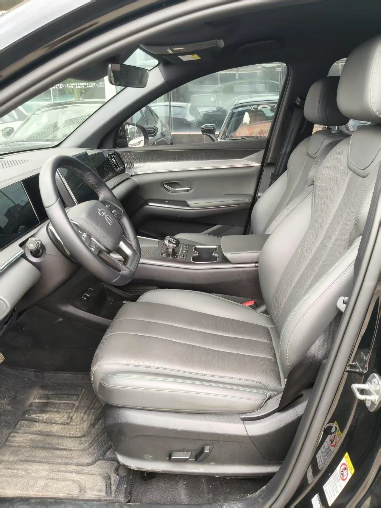 BYD Song Pro New Energy 2025 Song Pro DM-i 1.5 Stepless Smart Driving Edition 75KM Exceed Automatic Gear 3