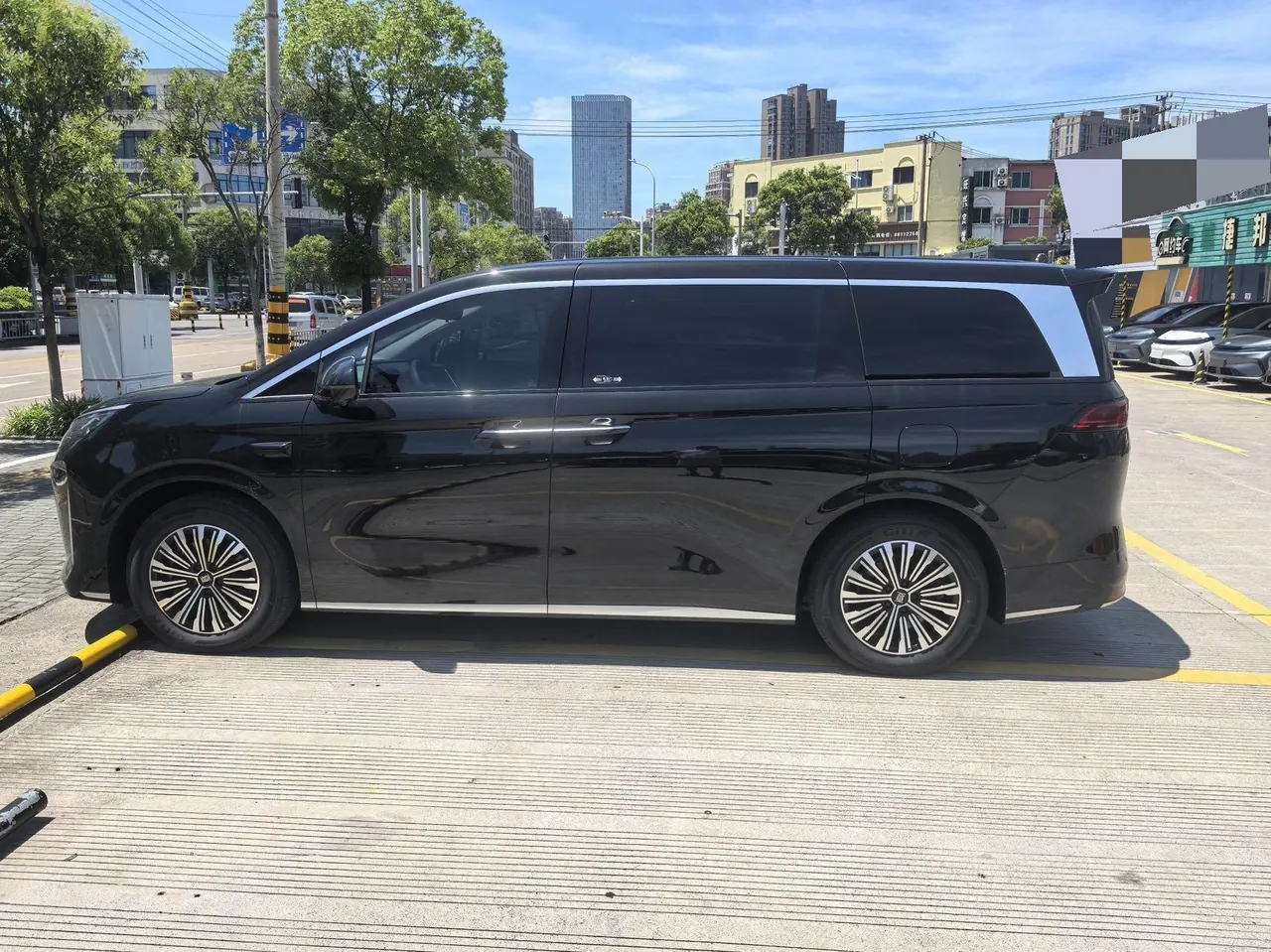 BYD 2026 Summer DM-i 1.5T CVT 218km Exceed Model Automatic 6