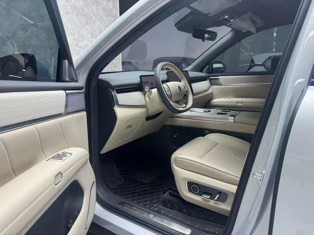 Huajing 2026 Huajing S 1.5T 235km 4-wheel drive dry Kun exclusive edition automatic gear 2