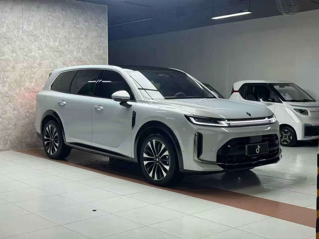 Huajing 2026 Huajing S 1.5T 235km 4-wheel drive dry Kun exclusive edition automatic gear 6