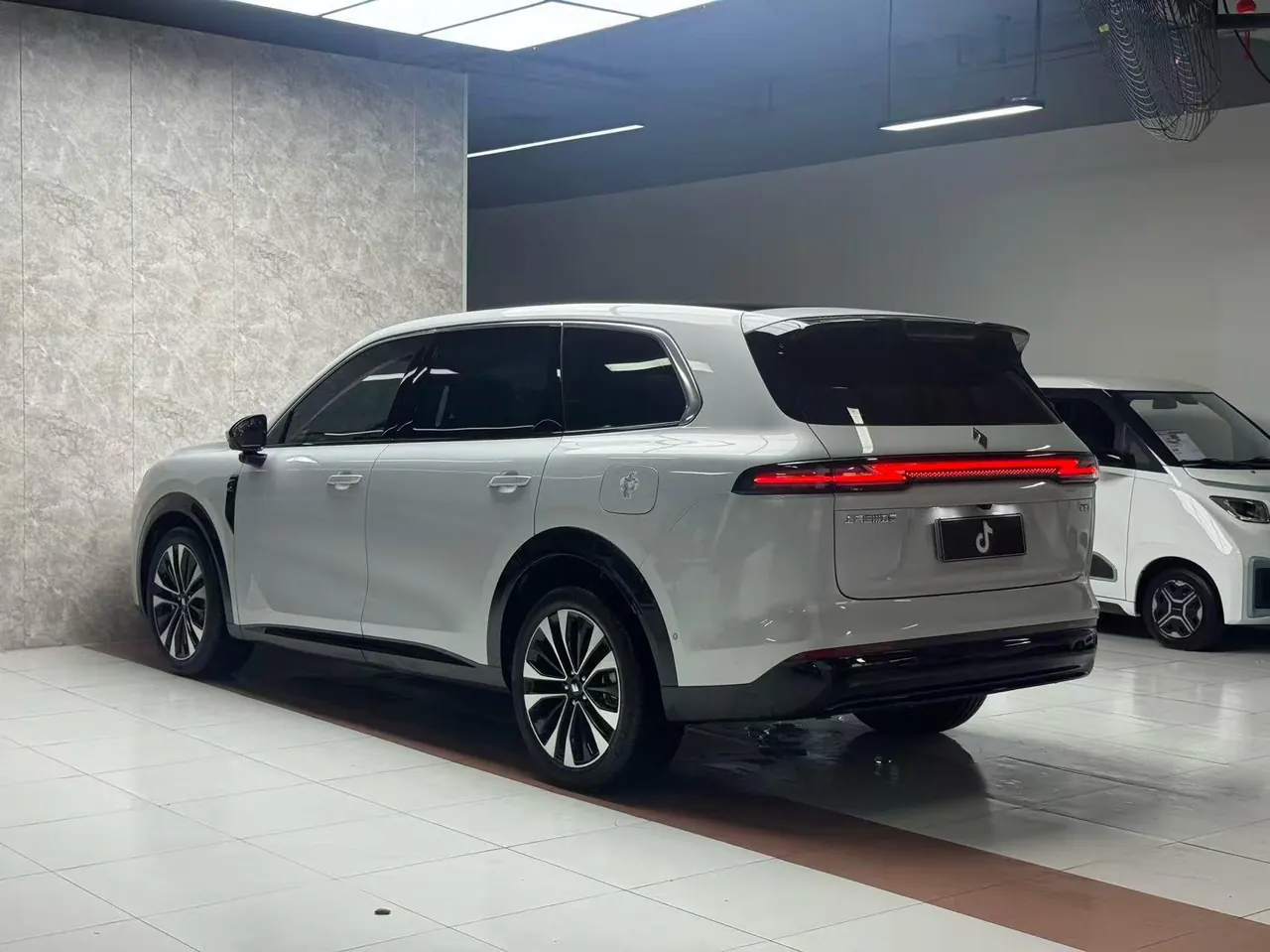 Huajing 2026 Huajing S 1.5T 235km 4-wheel drive dry Kun exclusive edition automatic gear 7