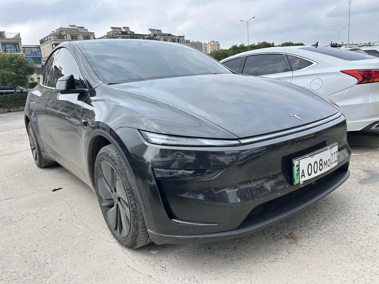 Tesla 2025 Model Y Rear Wheel Drive First Edition Automatic Transmission 3