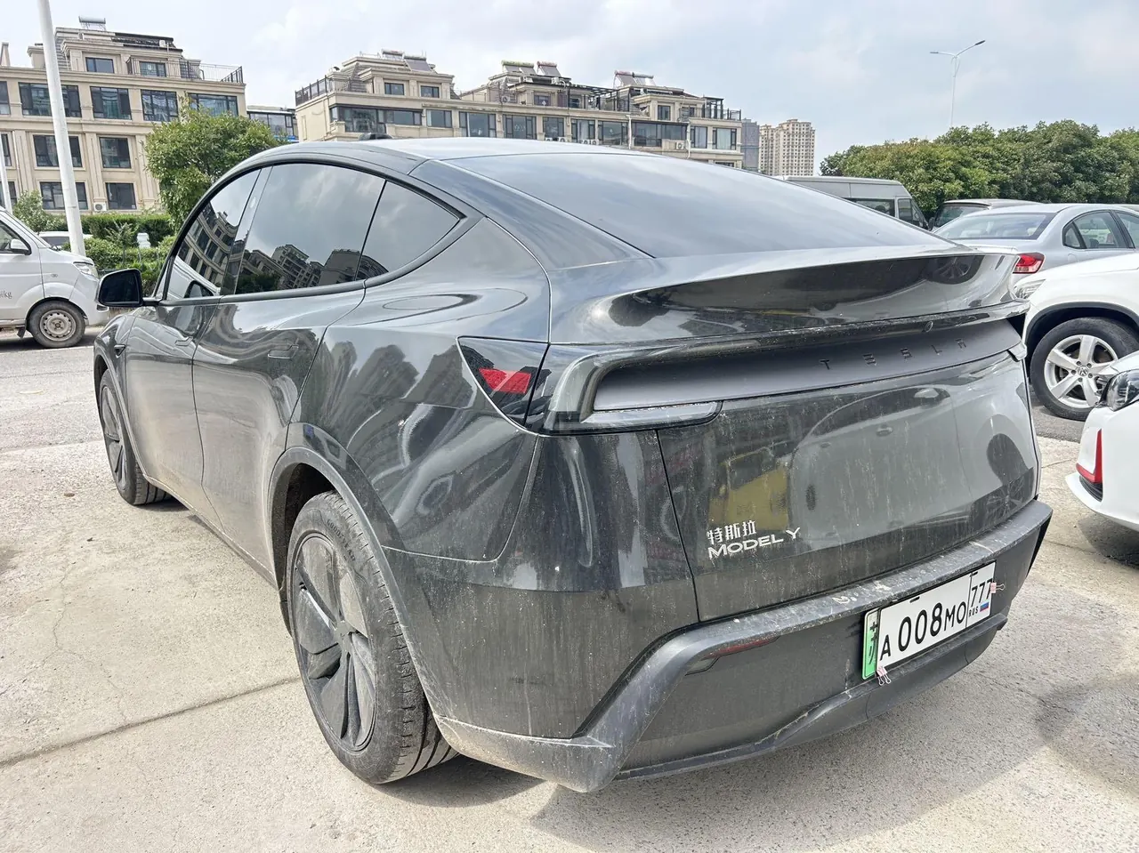 Tesla 2025 Model Y Rear Wheel Drive First Edition Automatic Transmission 5