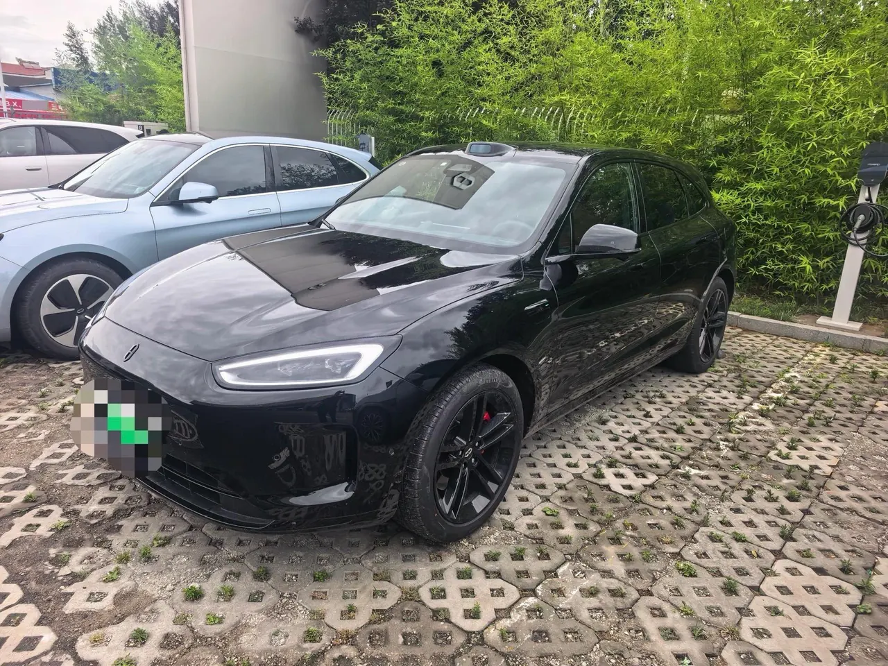 Открыть галерею: AITO 2025 AITO M5 extended-range Ultra rear-drive automatic gear