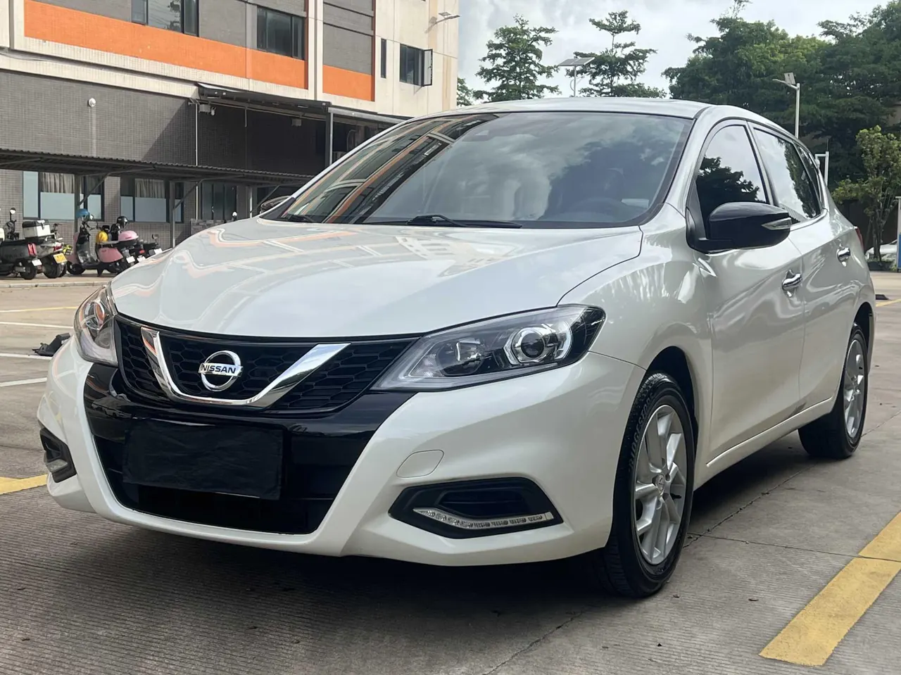 Open image lightbox: Nissan 2021 Tiida 1.6 Stepless Smart Edition Automatic Gear