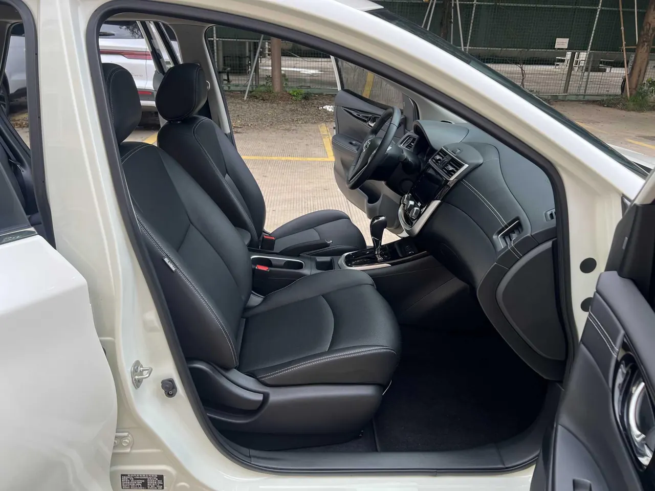Nissan 2021 Tiida 1.6 Stepless Smart Edition Automatic Gear 5
