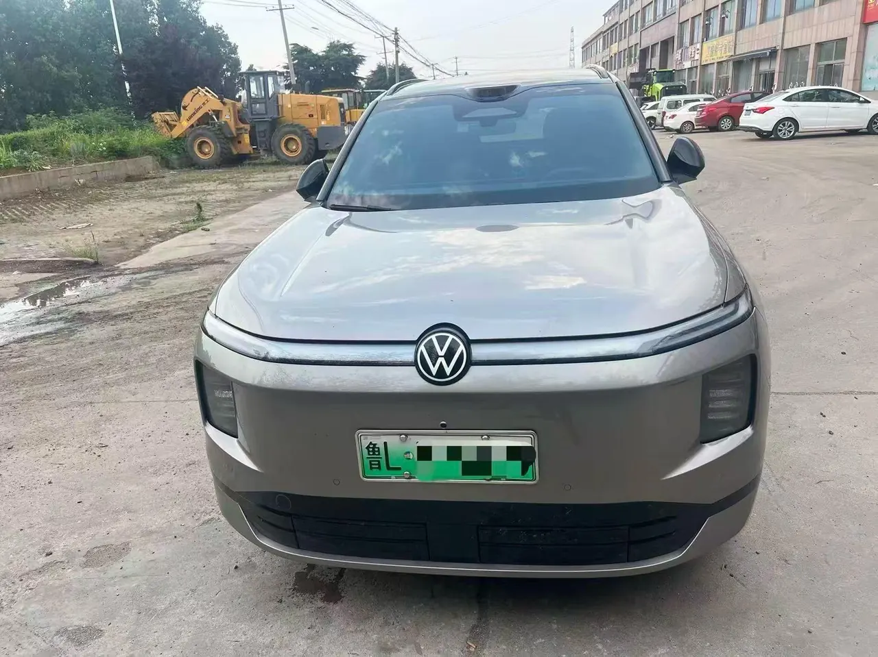 Volkswagen 2026 ID.ERA 9X Max 4-wheel drive automatic gear 3