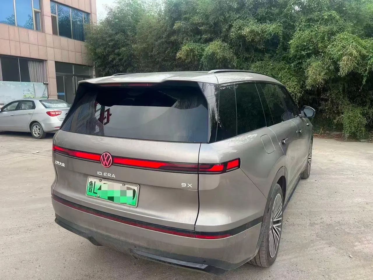 Volkswagen 2026 ID.ERA 9X Max 4-wheel drive automatic gear 7