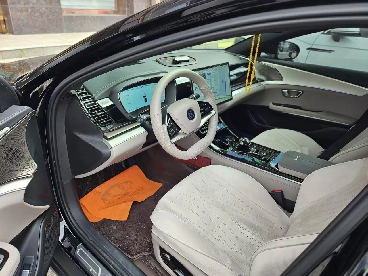 BYD 2025 Han EV 701KM exclusive automatic gear 2
