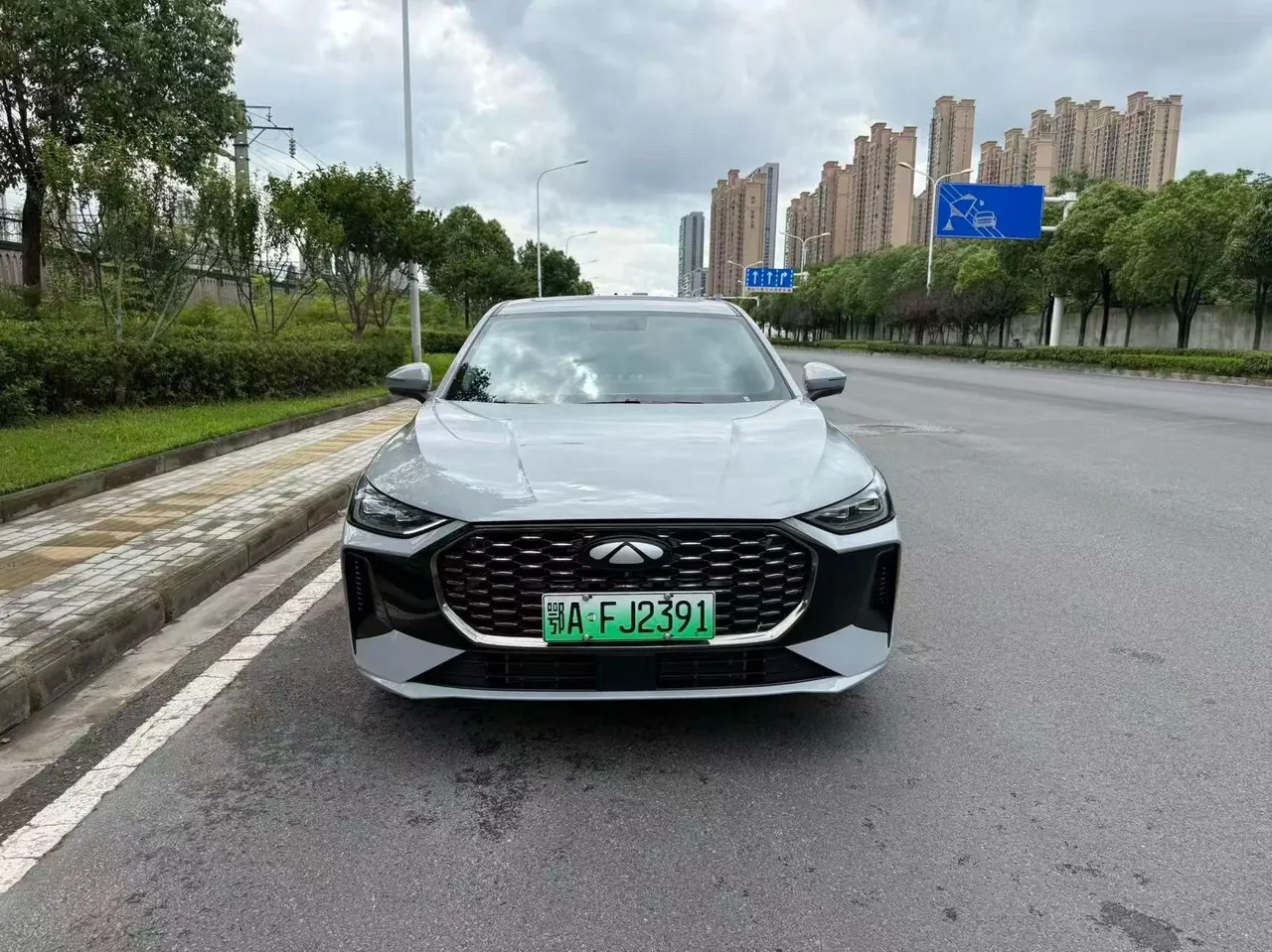 Chery 2025 Fengyun A8L 1.5TGDI 145km Comfortable Automatic Gear 2