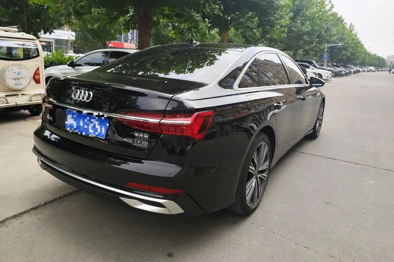 Audi 2025 A6L 2.0TFSI 45TFSI Quattro Selected Dynamic (Modified) Automatic Gear 3