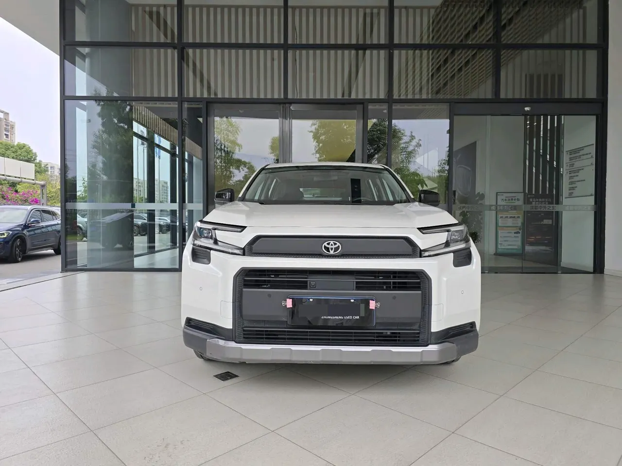 Toyota 2026 RAV4 Rongfong 2.0 Stepless Four-wheel Drive Deluxe Edition Automatic Gear 2