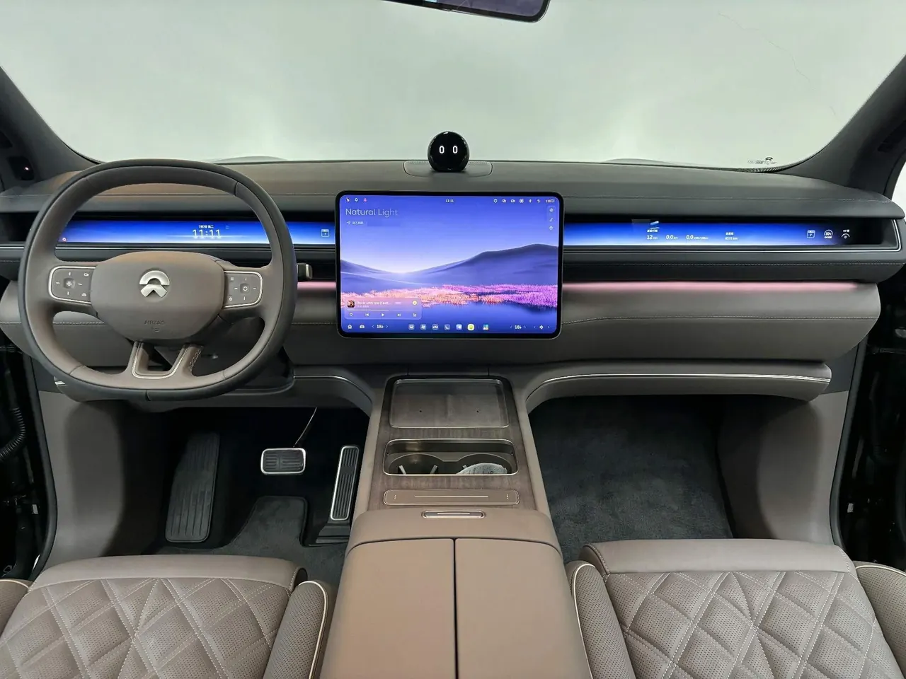 NIO 2026 ES8 6‑Seater Executive Signature Edition Automatic Transmission 10