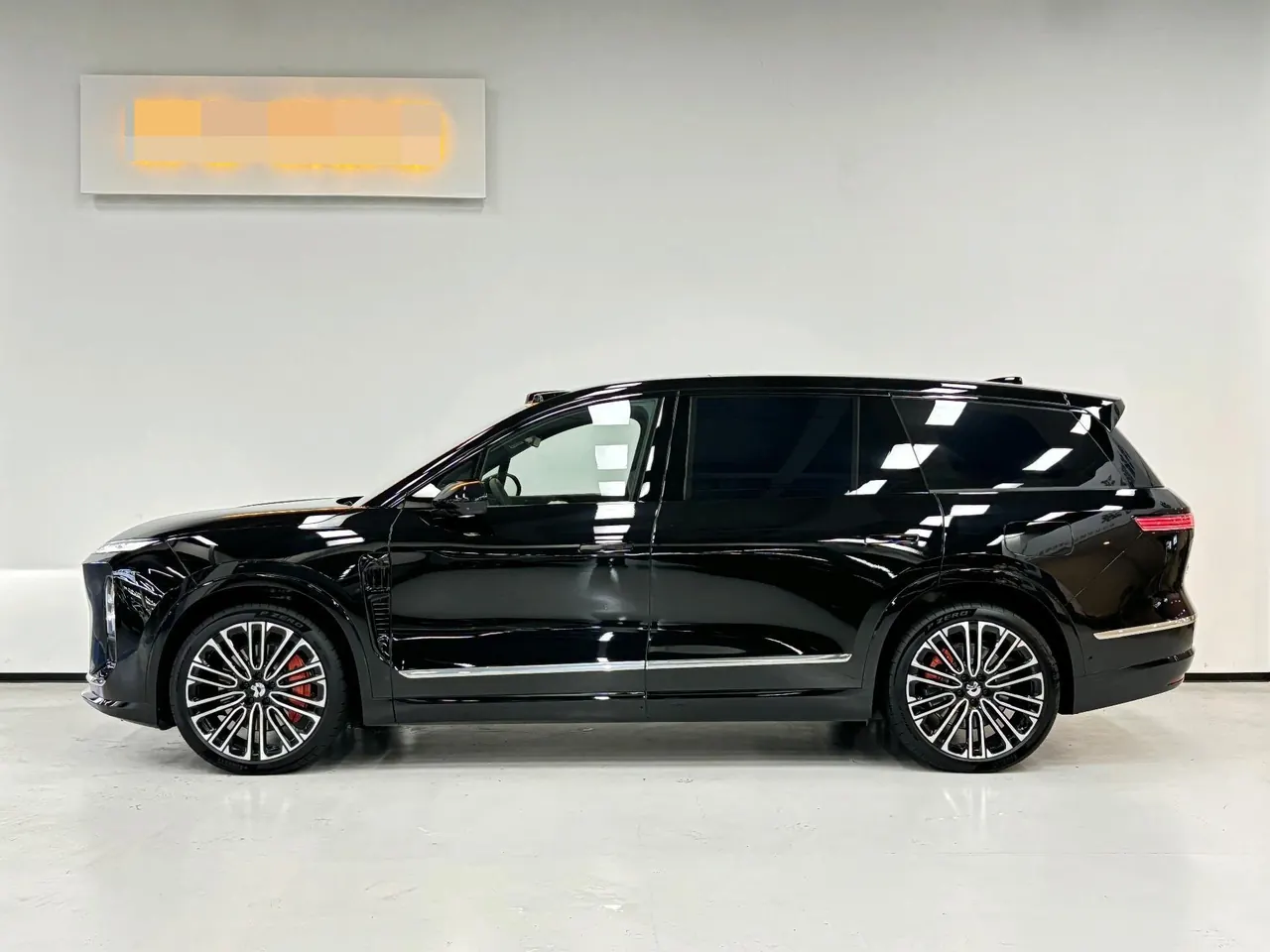 NIO 2026 ES8 6‑Seater Executive Signature Edition Automatic Transmission 3