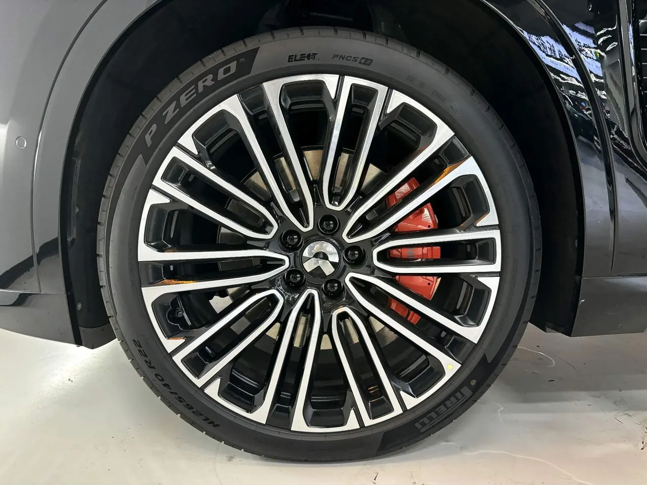 NIO 2026 ES8 6‑Seater Executive Signature Edition Automatic Transmission 4
