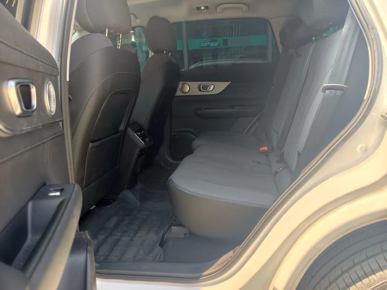 Chery 2025 Fengyun T8 1.5T 130km Deluxe Edition 7-seat Automatic Gear 7
