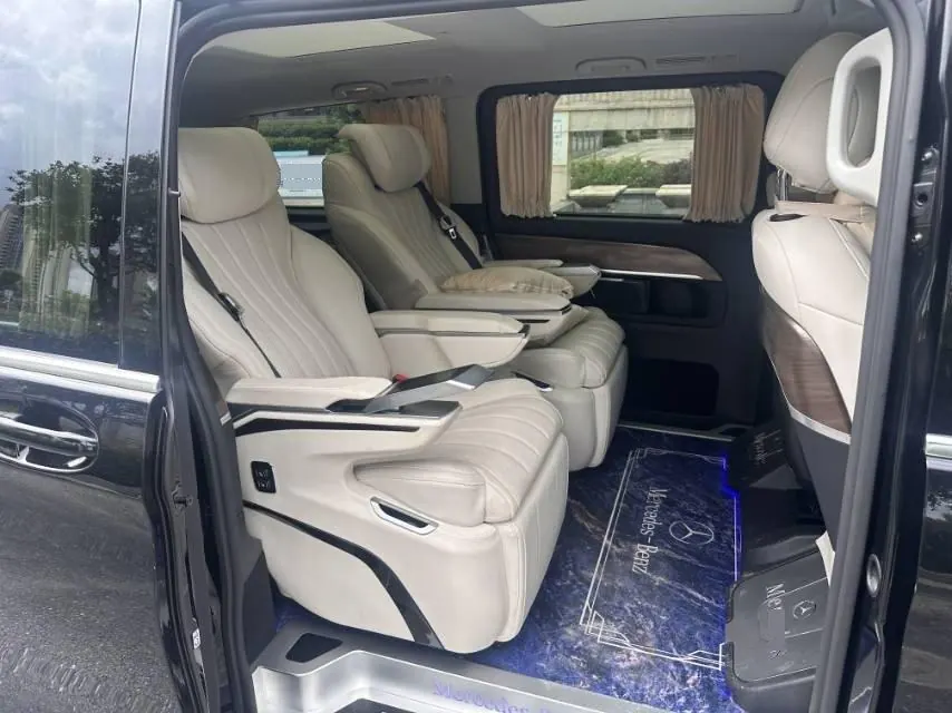 Mercedes Benz V 2021V 260 L 2.0T Premium Edition Automatic Gear 3