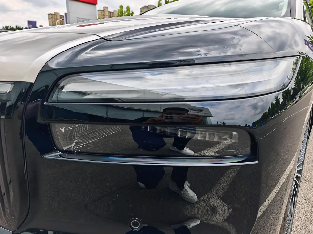 Voyah 2026 models chasing light l four-wheel drive Ultra automatic gear 3