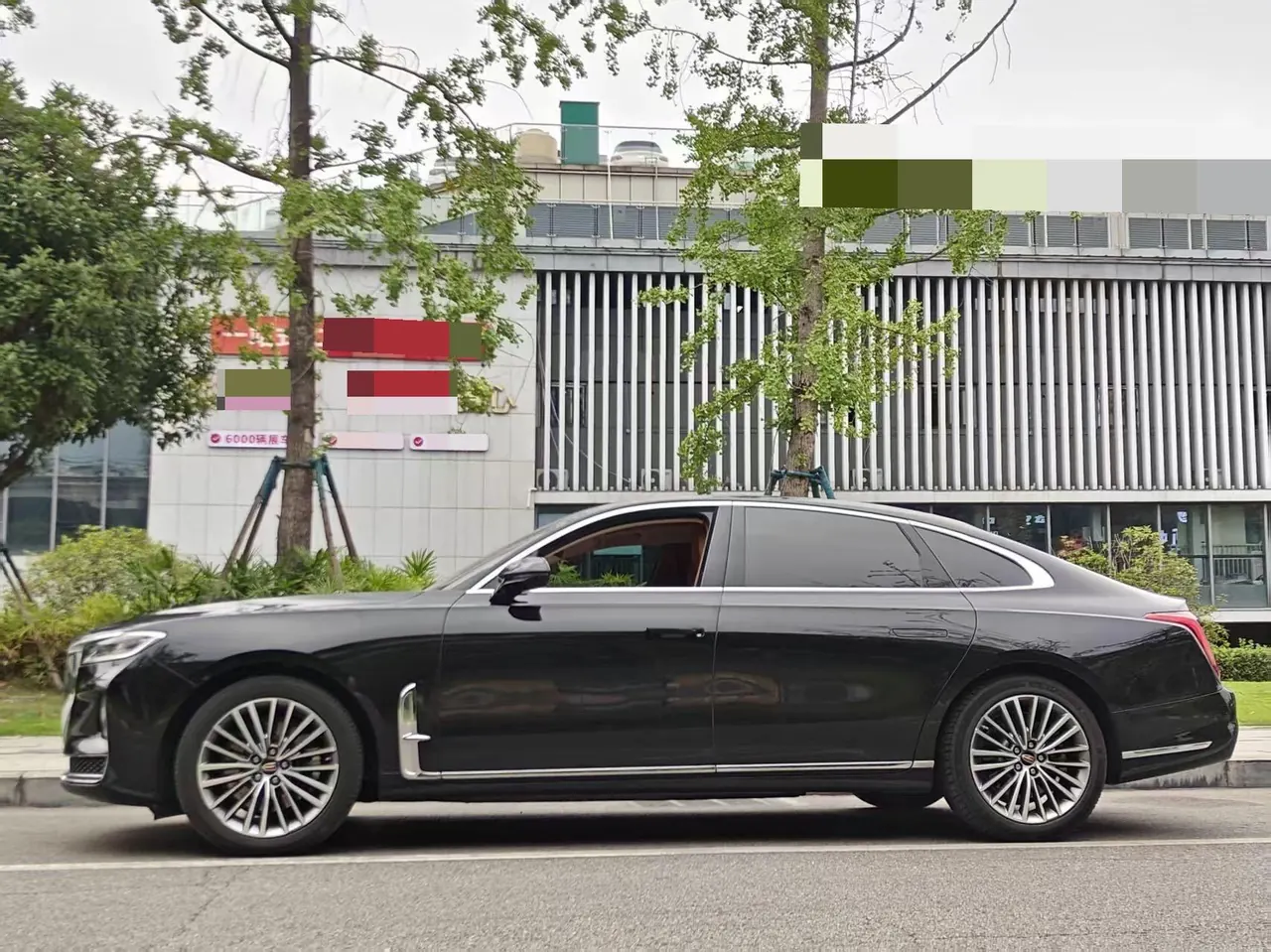 HongQi 2022 H9 48V 2.0T Zhilian Flag Edition Automatic Gear 3