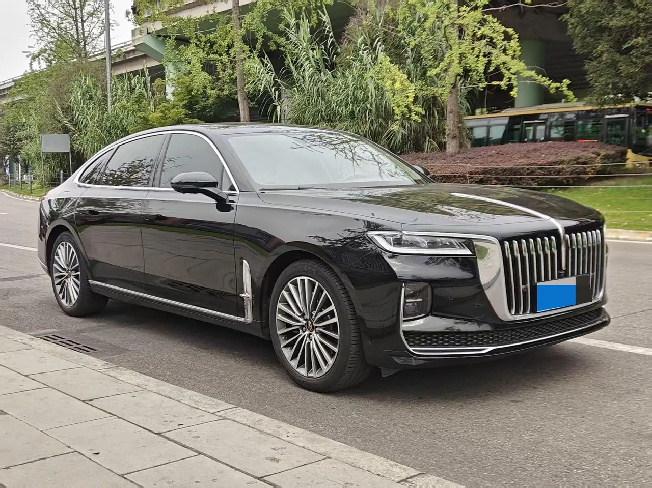 HongQi 2022 H9 48V 2.0T Zhilian Flag Edition Automatic Gear 4