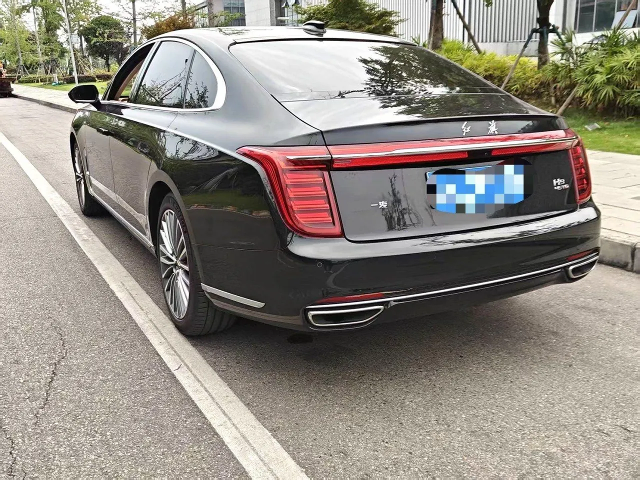 HongQi 2022 H9 48V 2.0T Zhilian Flag Edition Automatic Gear 8