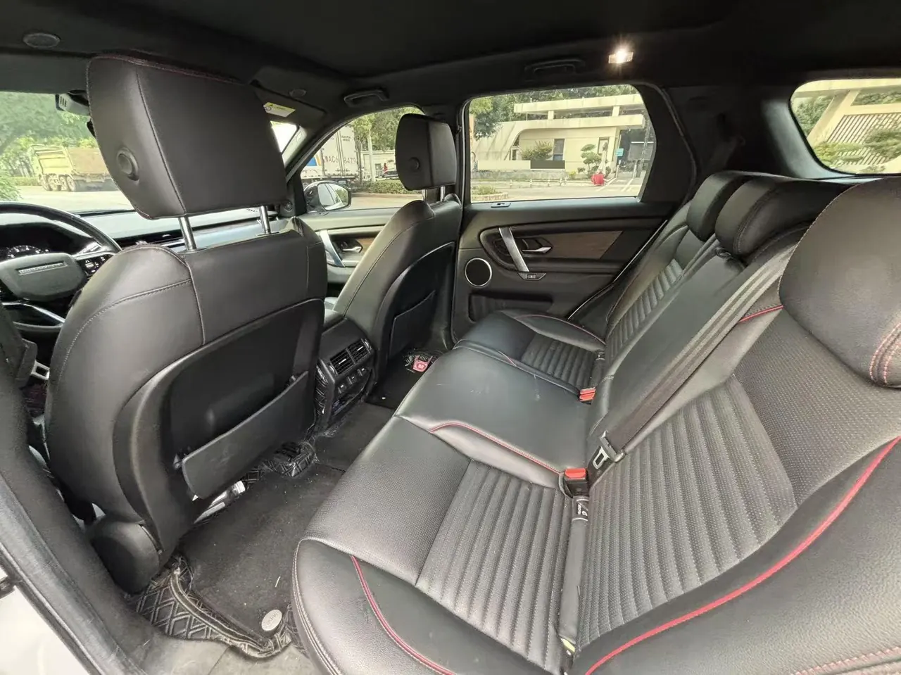 Land Rover 2022 Discovery Sports Edition 48V 2.0T 249PS R-Dynamic SE Performance Technology Edition 5-seat Automatic Gear 6