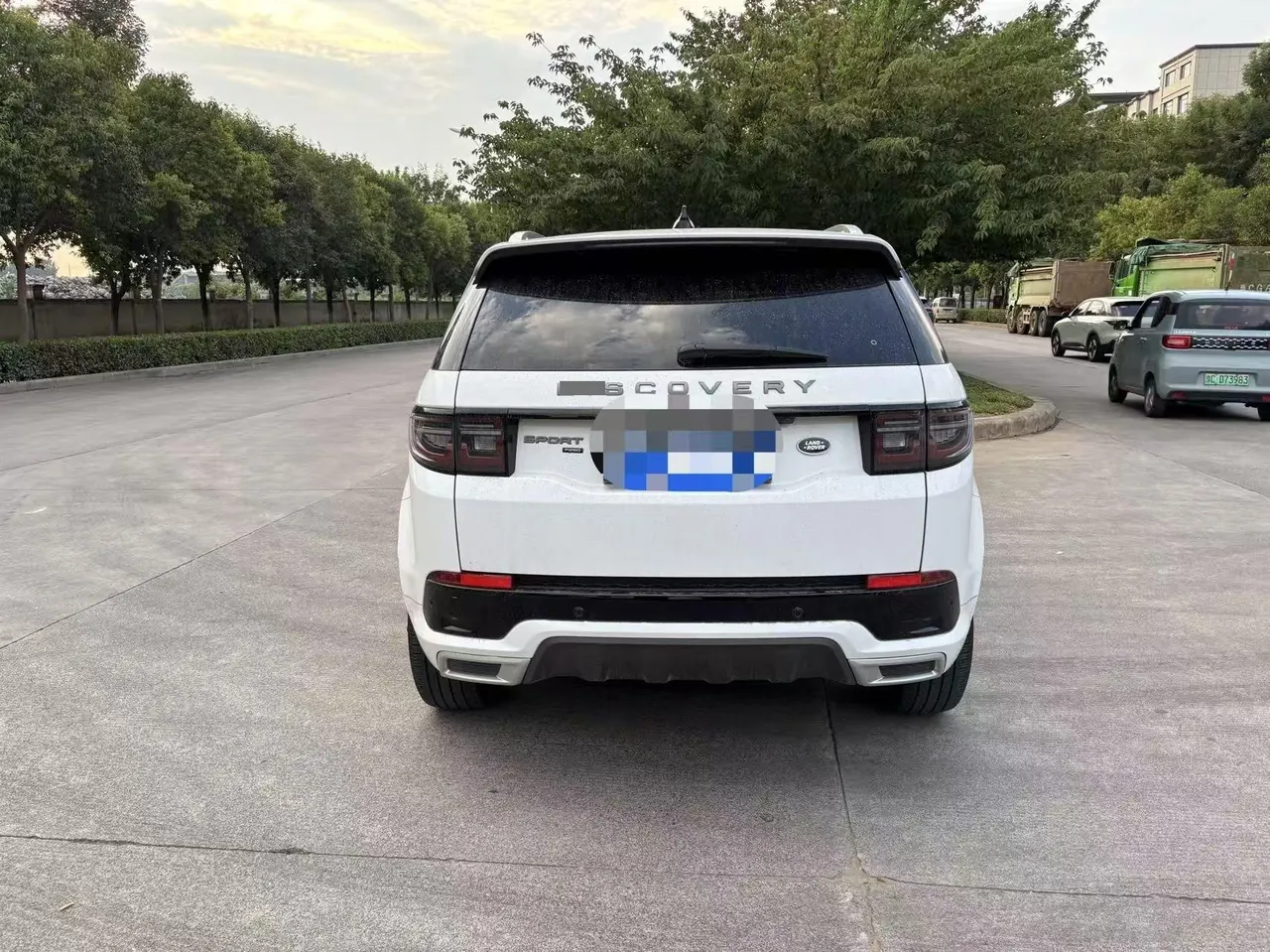 Land Rover 2022 Discovery Sports Edition 48V 2.0T 249PS R-Dynamic SE Performance Technology Edition 5-seat Automatic Gear 8