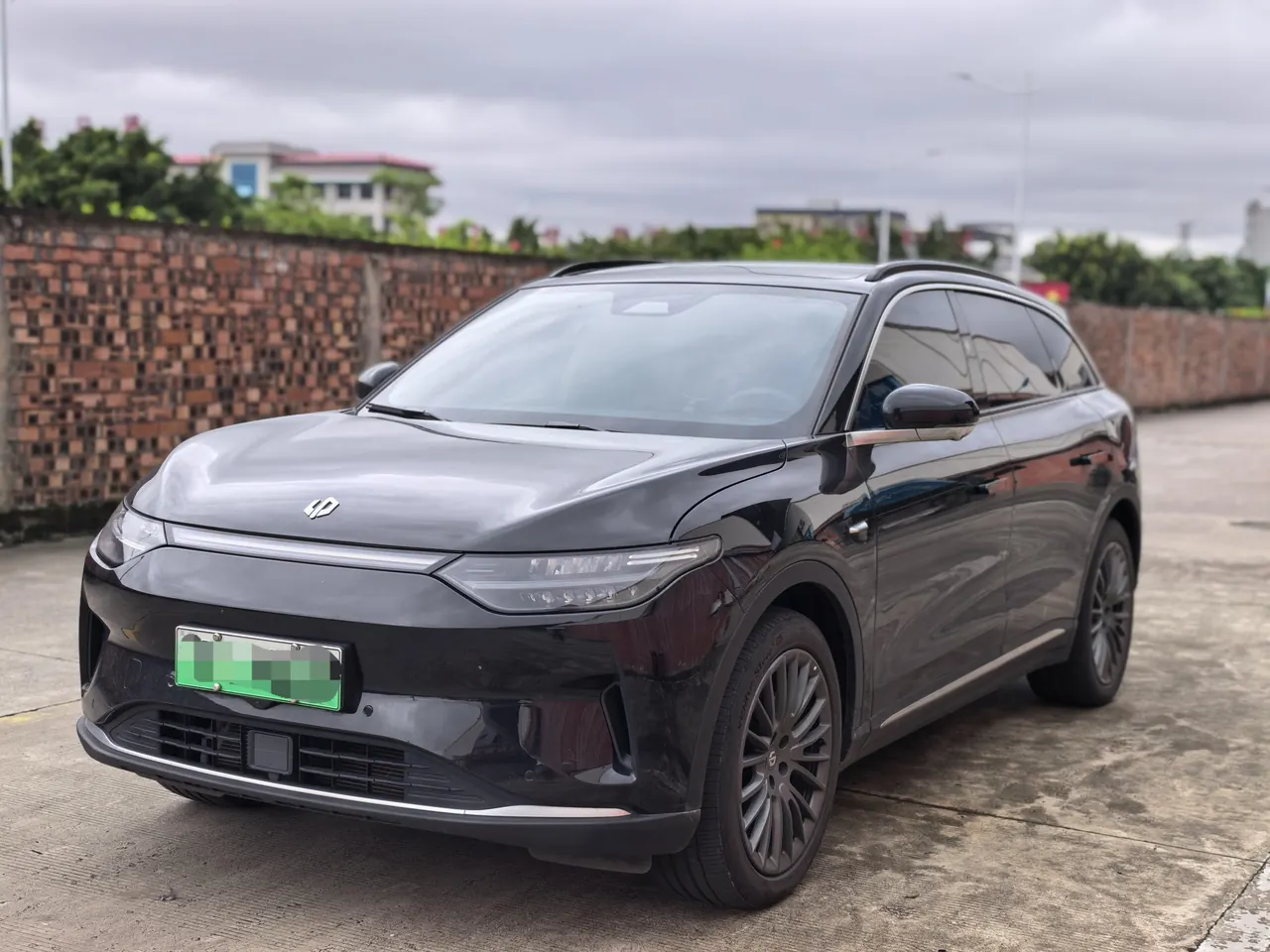Открыть галерею: Leapmotor 2023 C 11 500 Smart Edition Automatic Gear