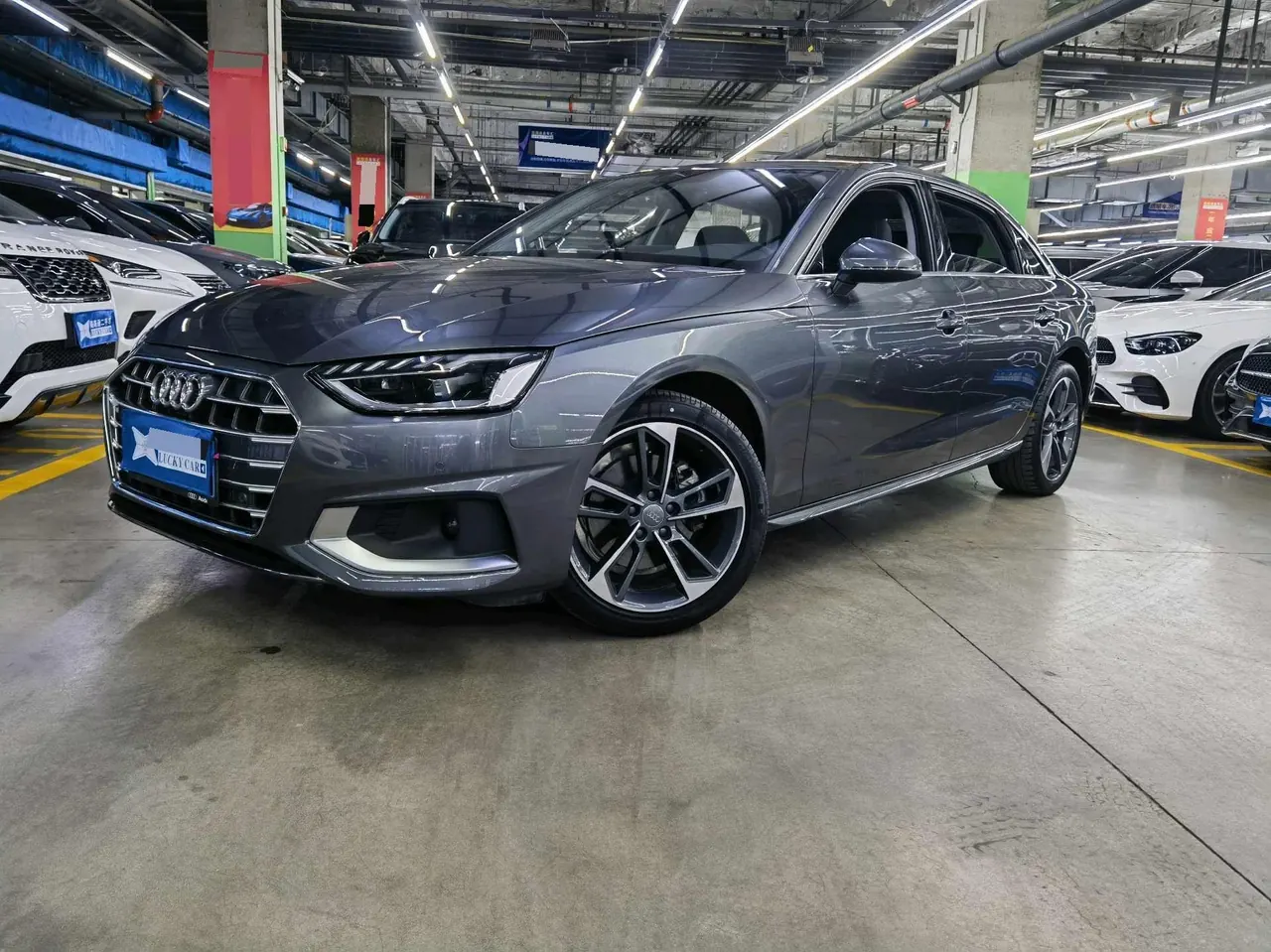 Open image lightbox: Audi 2020 A4L 2.0TFSI 40TFSI Fashion Elegant Automatic