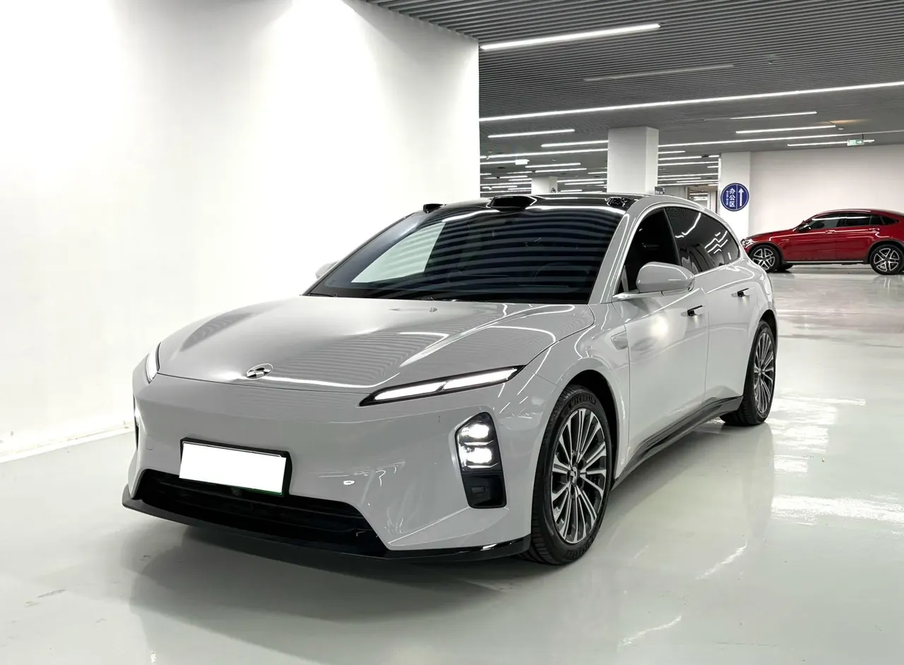 NIO 2025 ET5T 75kWh Touring automatic - View 1
