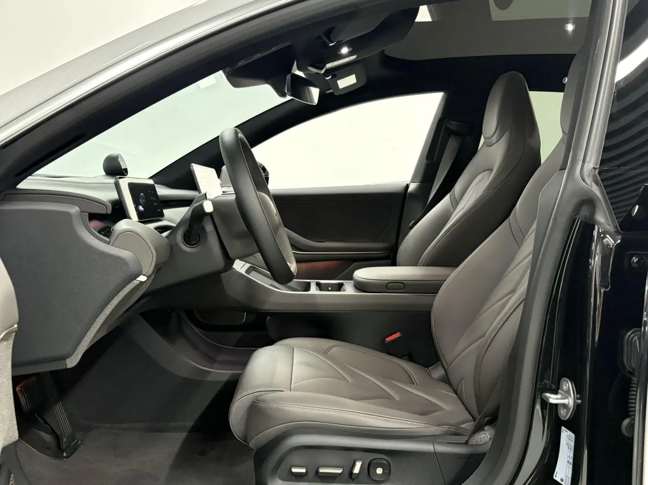 NIO 2025 ET5T 75kWh Touring automatic 7