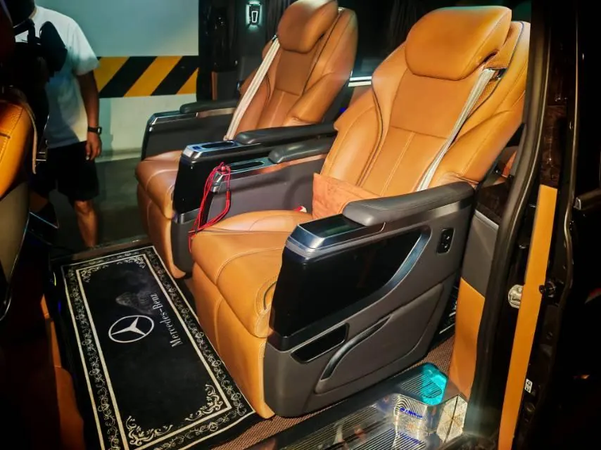Mercedes Benz V 2022V 260 L 2.0T Premium Edition Automatic Gear 4