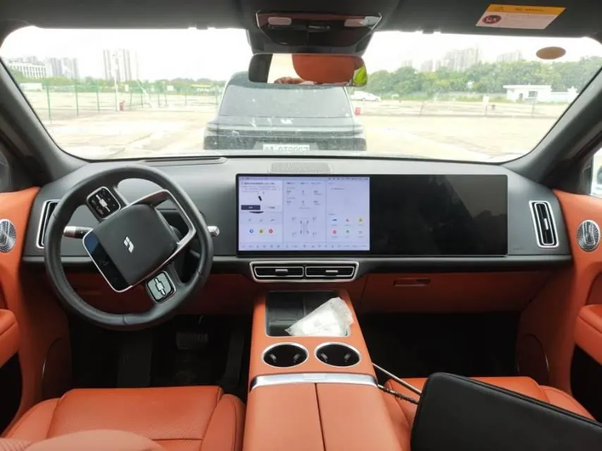 Li 2025 L8 Ultra Smart New Edition Automatic Gear 3