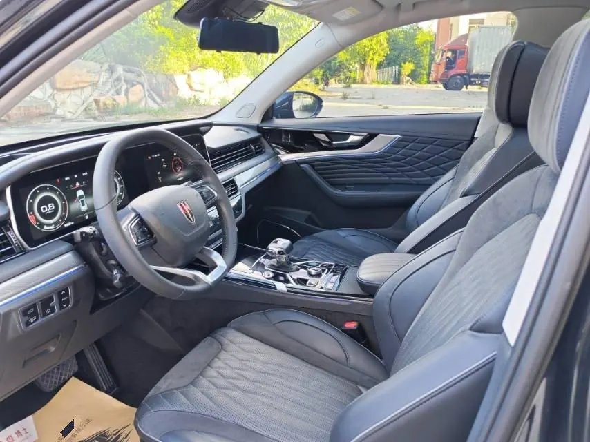 HongQi 2022 HS5 2.0T Zhilian Flag Edition Automatic Gear 7